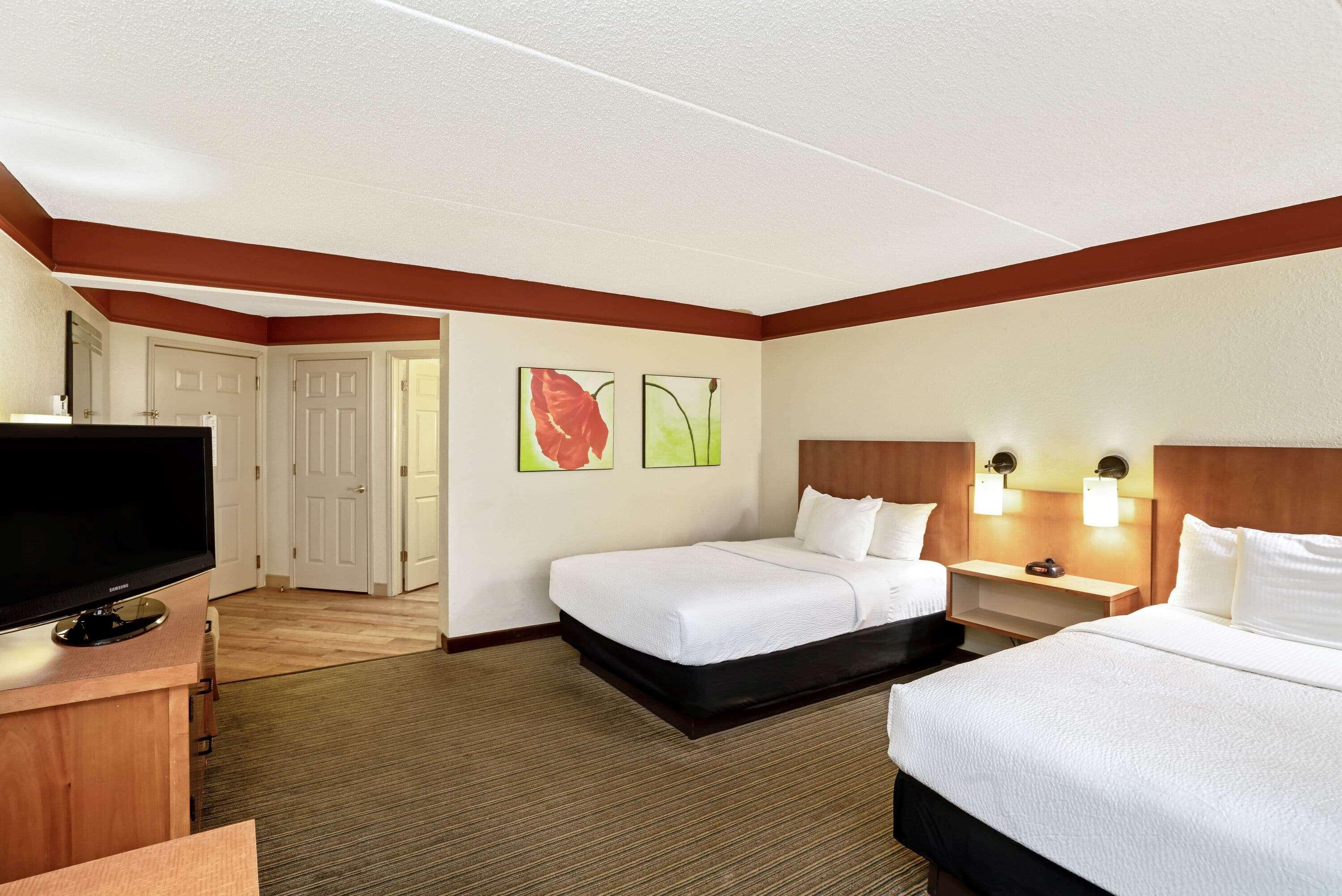 La Quinta By Wyndham Memphis Primacy Parkway Hotel Exterior photo