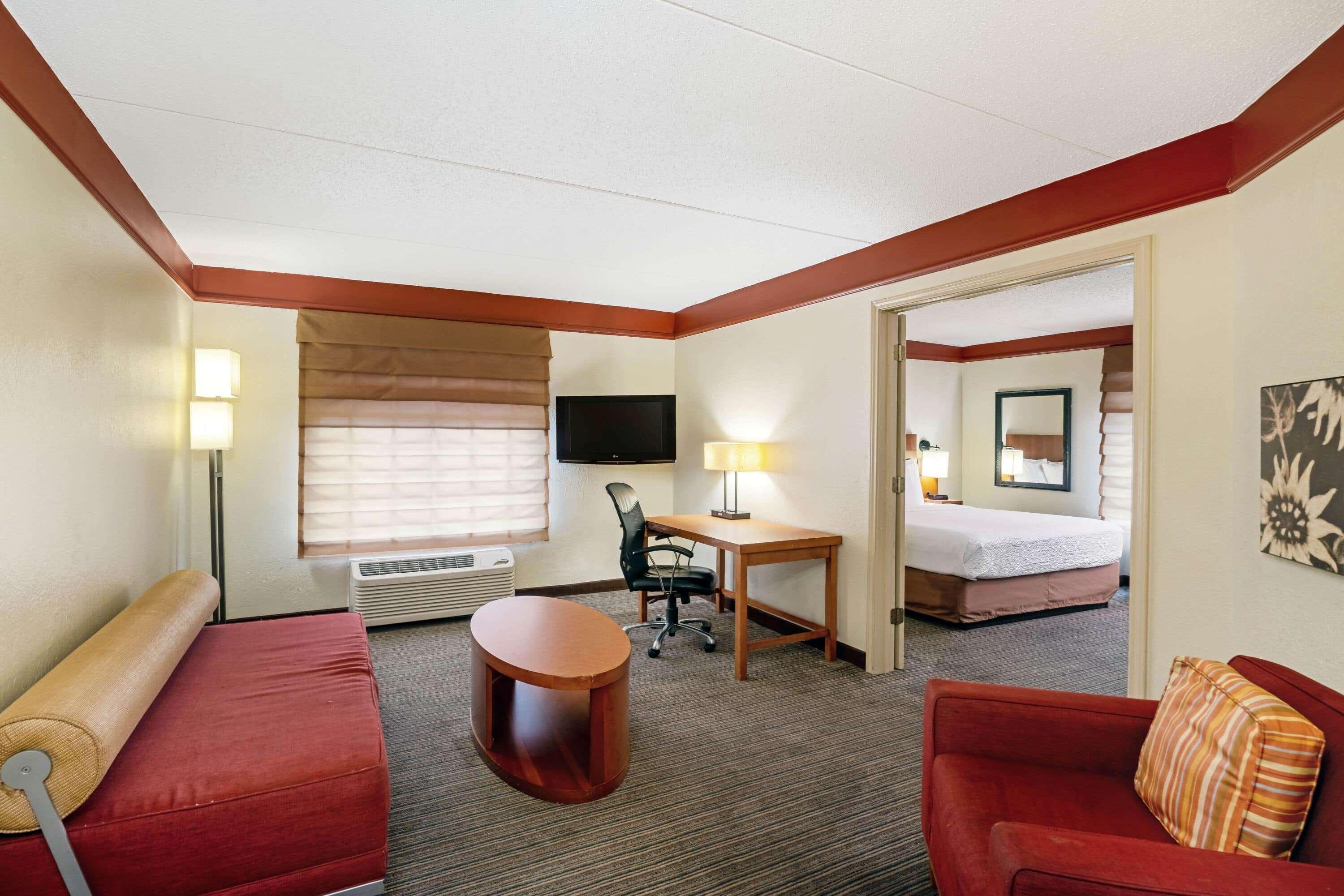La Quinta By Wyndham Memphis Primacy Parkway Hotel Exterior photo