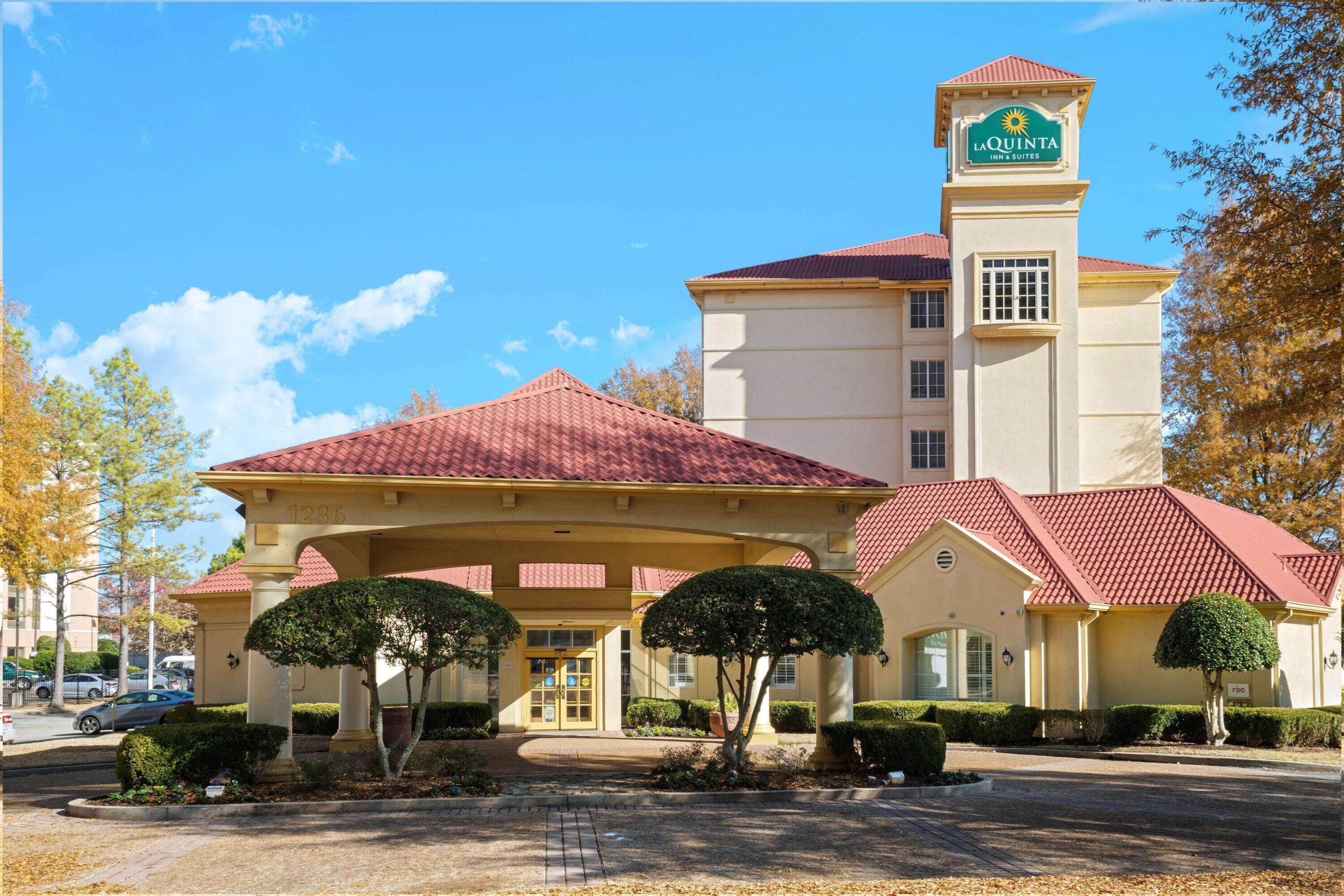 La Quinta By Wyndham Memphis Primacy Parkway Hotel Exterior photo